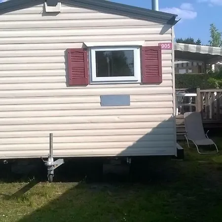 Mobilhome Aux Charmettes Kemping